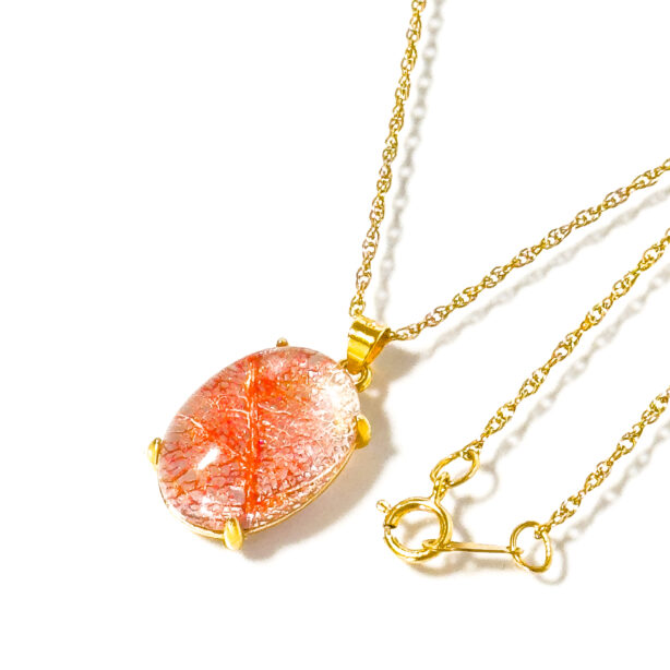 《結葉》水晶のペンダント（本朱）