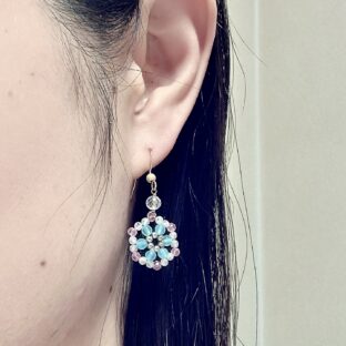 綾の華 シーブルーカルセドニーとピンクトパーズのピアス